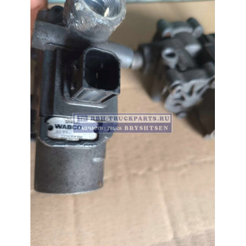 
Ускорительный клапан ABS, 
WABCO, 
4721950390, (2012-2021)
-3